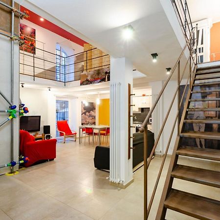 Joivy Vibrant Open-Plan Apt For 6 In Historic Centre Apartment Genoa Exterior photo