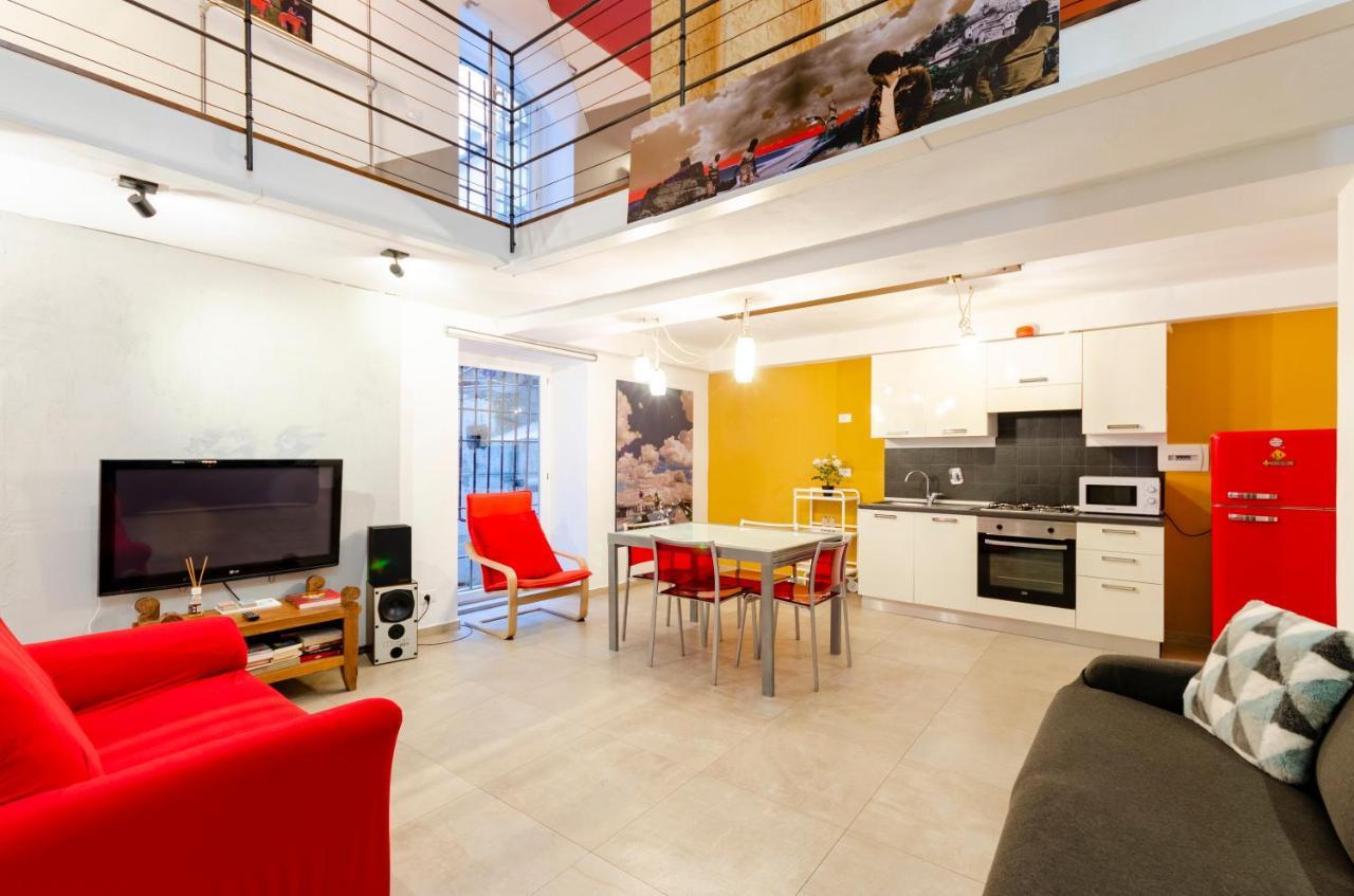 Joivy Vibrant Open-Plan Apt For 6 In Historic Centre Apartment Genoa Exterior photo