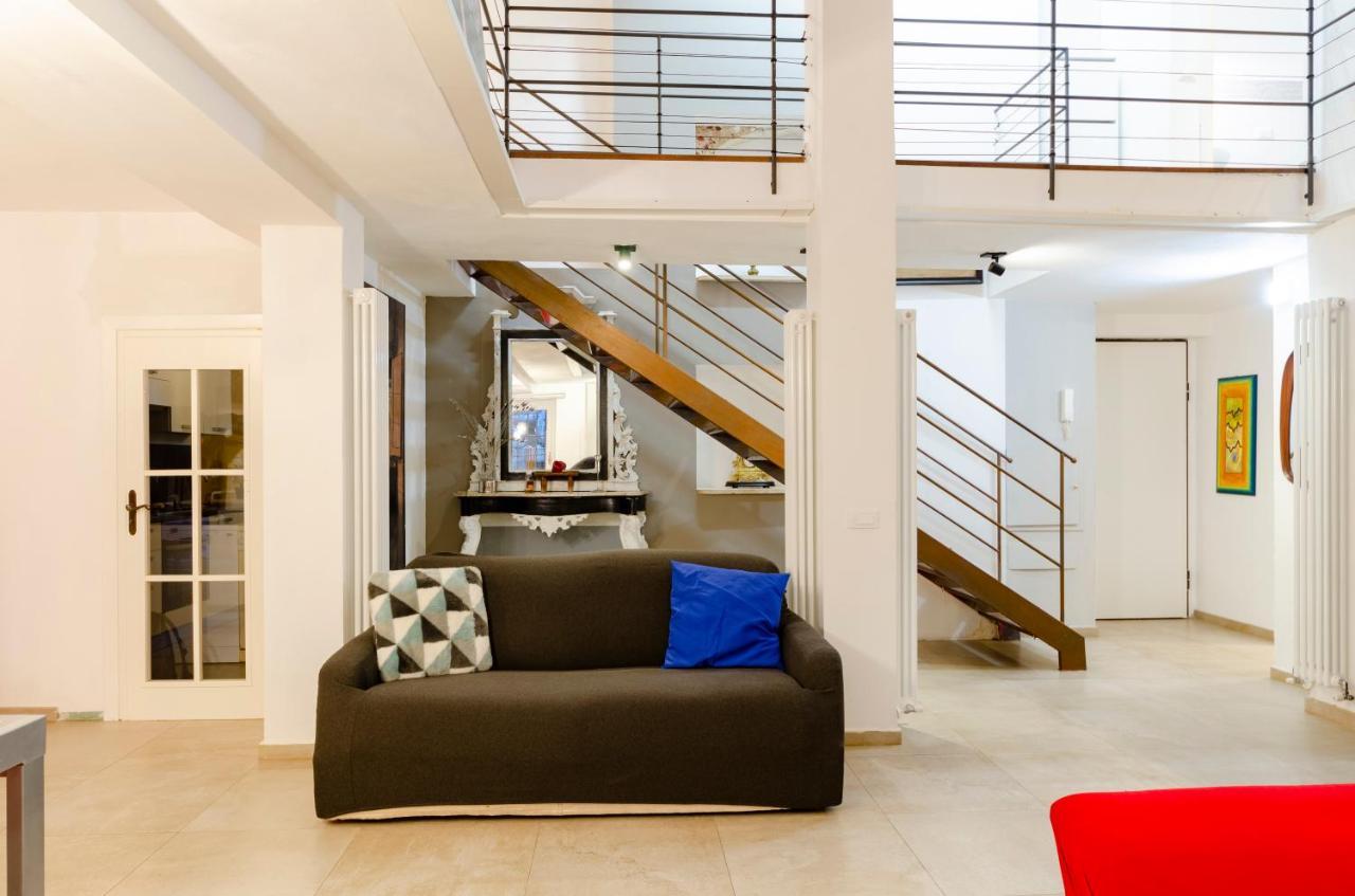 Joivy Vibrant Open-Plan Apt For 6 In Historic Centre Apartment Genoa Exterior photo