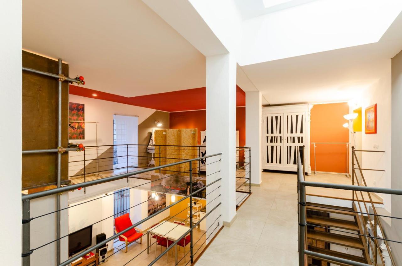 Joivy Vibrant Open-Plan Apt For 6 In Historic Centre Apartment Genoa Exterior photo