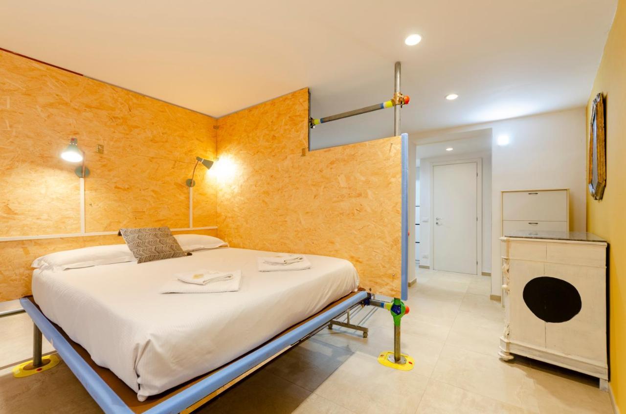 Joivy Vibrant Open-Plan Apt For 6 In Historic Centre Apartment Genoa Exterior photo